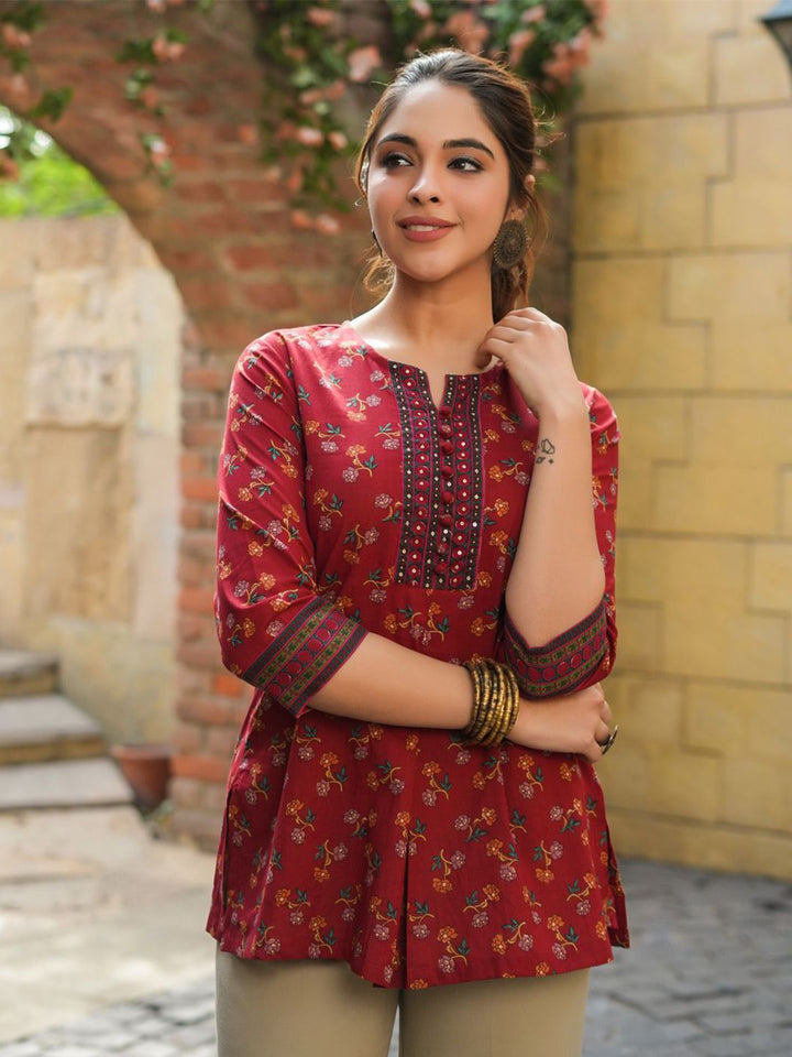 Rain & Rainbow Floral Printed Sequinned Pure Cotton Kurti