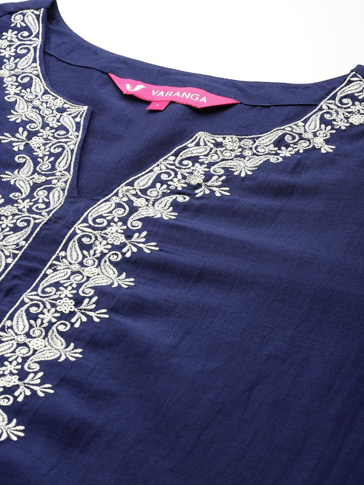 Varanga Women Floral Embroidered Regular Sequinned Kurta with Trousers & With Dupatta