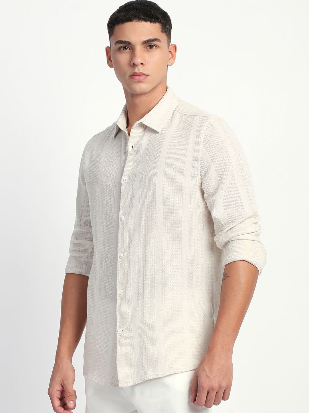THE BEAR HOUSE Men Vertical Stripes Striped Slim Fit Cotton Casual Shirt