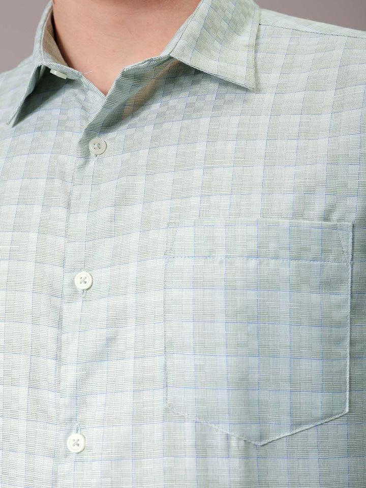The Indian Garage Co. X Luxe Men Slim Fit Opaque Checked Formal Shirt