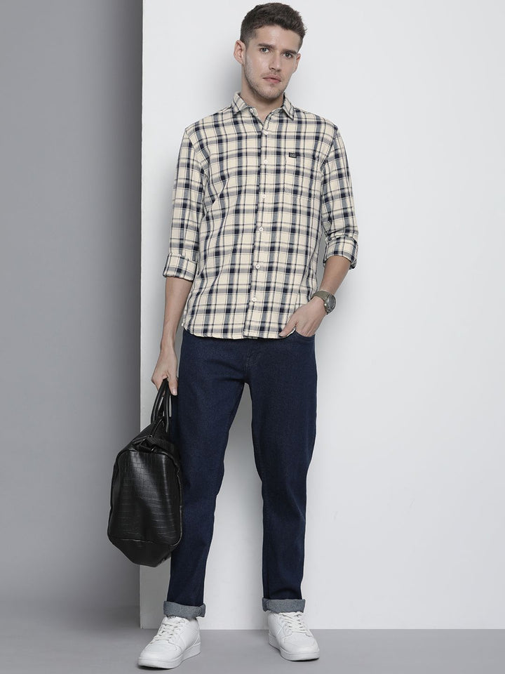 The Indian Garage Co Men Smart Slim Fit Opaque Checked Casual Shirt