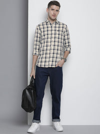 The Indian Garage Co Men Smart Slim Fit Opaque Checked Casual Shirt