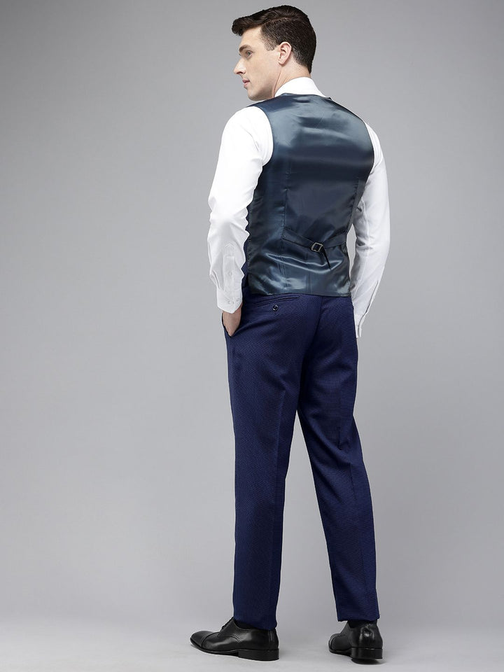 Park Avenue Self Design Textured Single Breasted 3-Peice Formal Suit