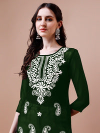 Kalini Paisley bersulam Chikankari Straight Kurta