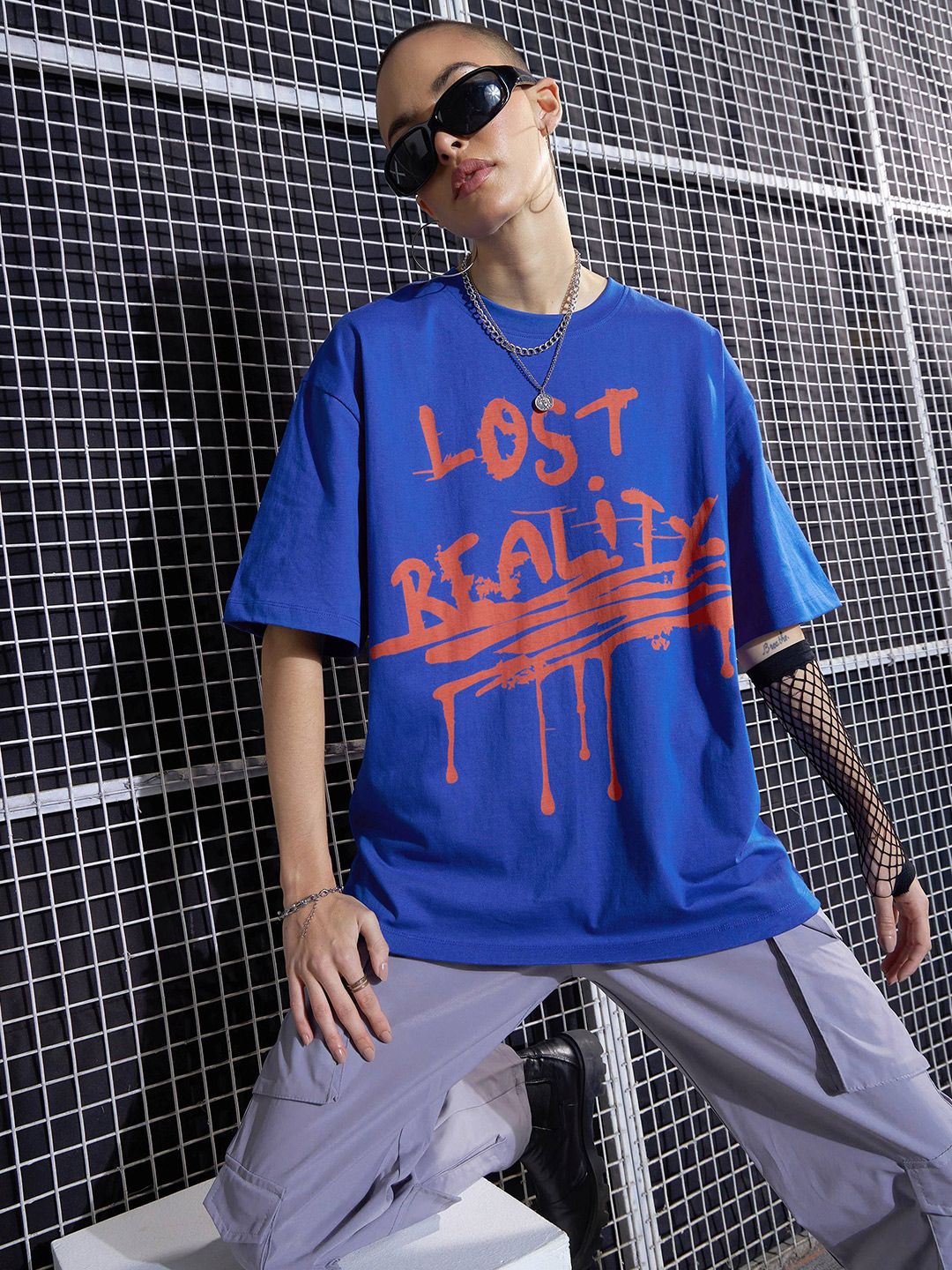 SASSAFRAS Blue Graphic Printed Drop-Shoulder Oversized Pure Cotton T-shirt