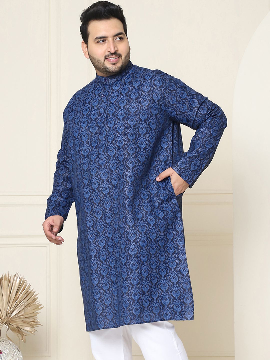 SOJANYA PLUS Motif Etnik Bercetak Kurta