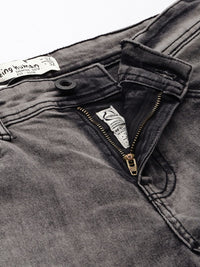 Menjadi Lelaki Manusia Kelabu Kelabu Sesuai Cahaya Pudar Seluar Jeans Kasual