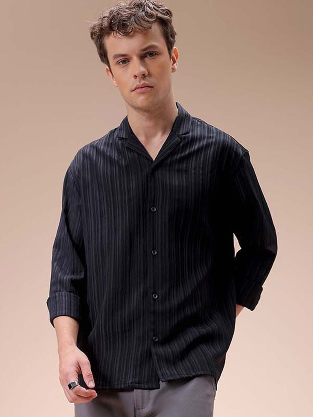 The Indian Garage Co Men Relaxed Fit Dobby Textured Resortwear Shirt
