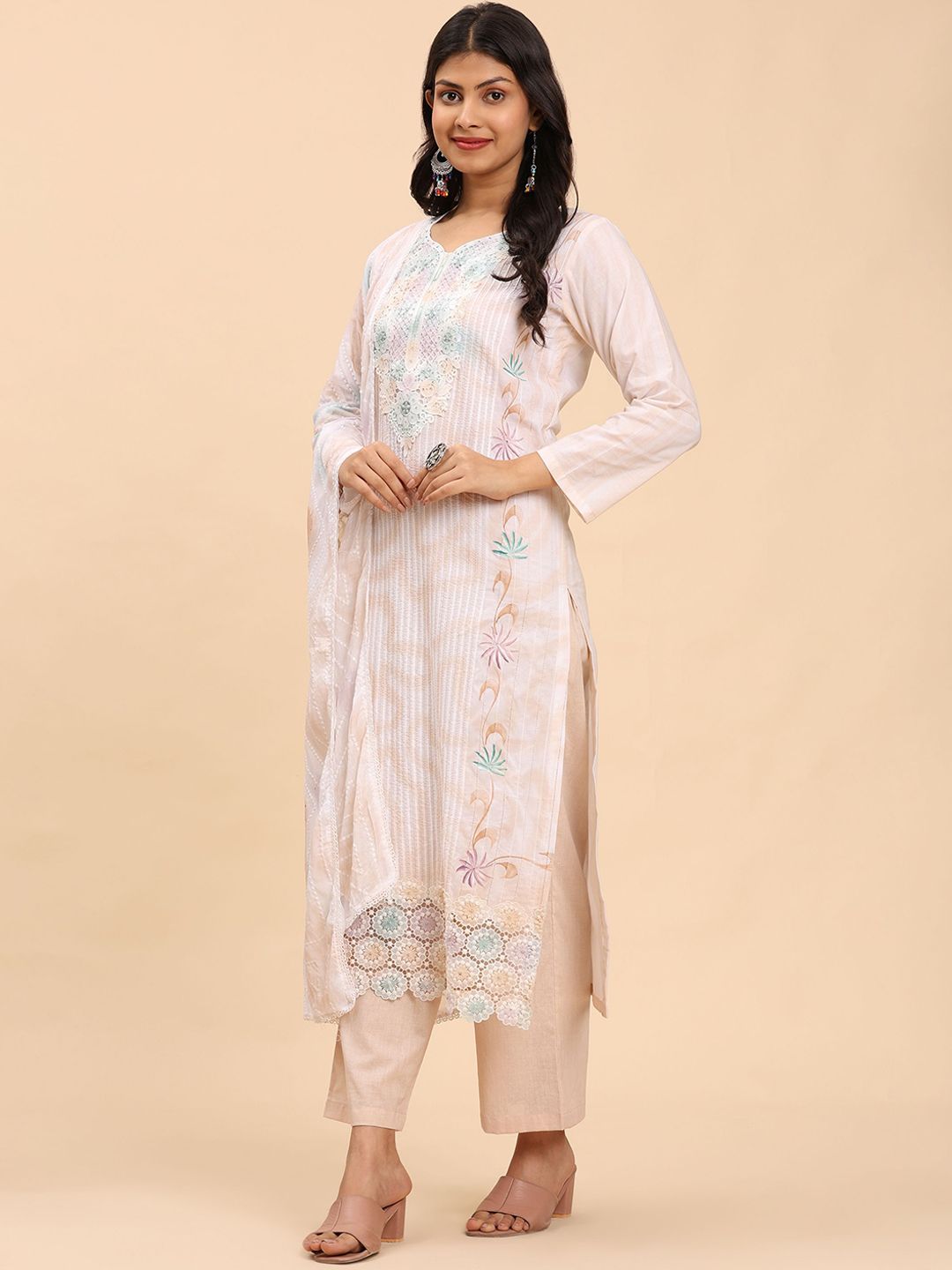 Mamicha Women Floral Printed Regular Pure Cotton Kurta with Palazzos & With Dupatta