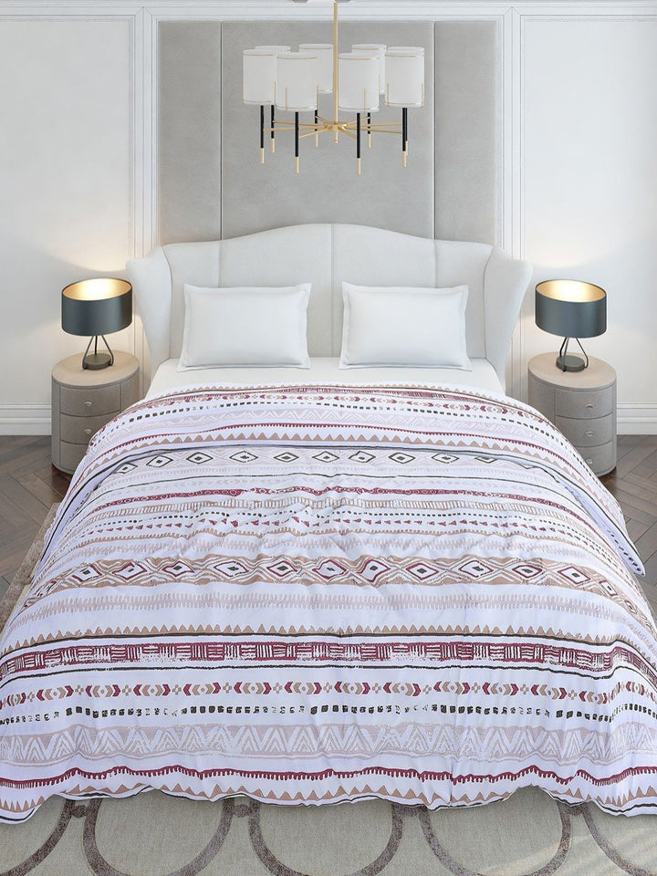 Monte Carlo White & Brown Ethnic Motifs Mild Winter 210 GSM Double Bed Duvet