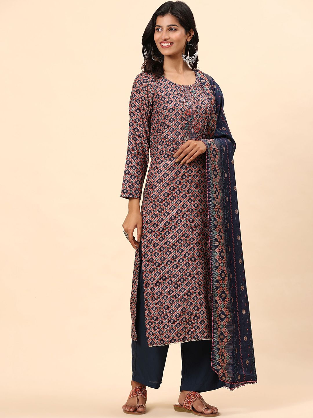 Mamicha Women Floral Printed Regular Pure Cotton Kurta with Palazzos & With Dupatta