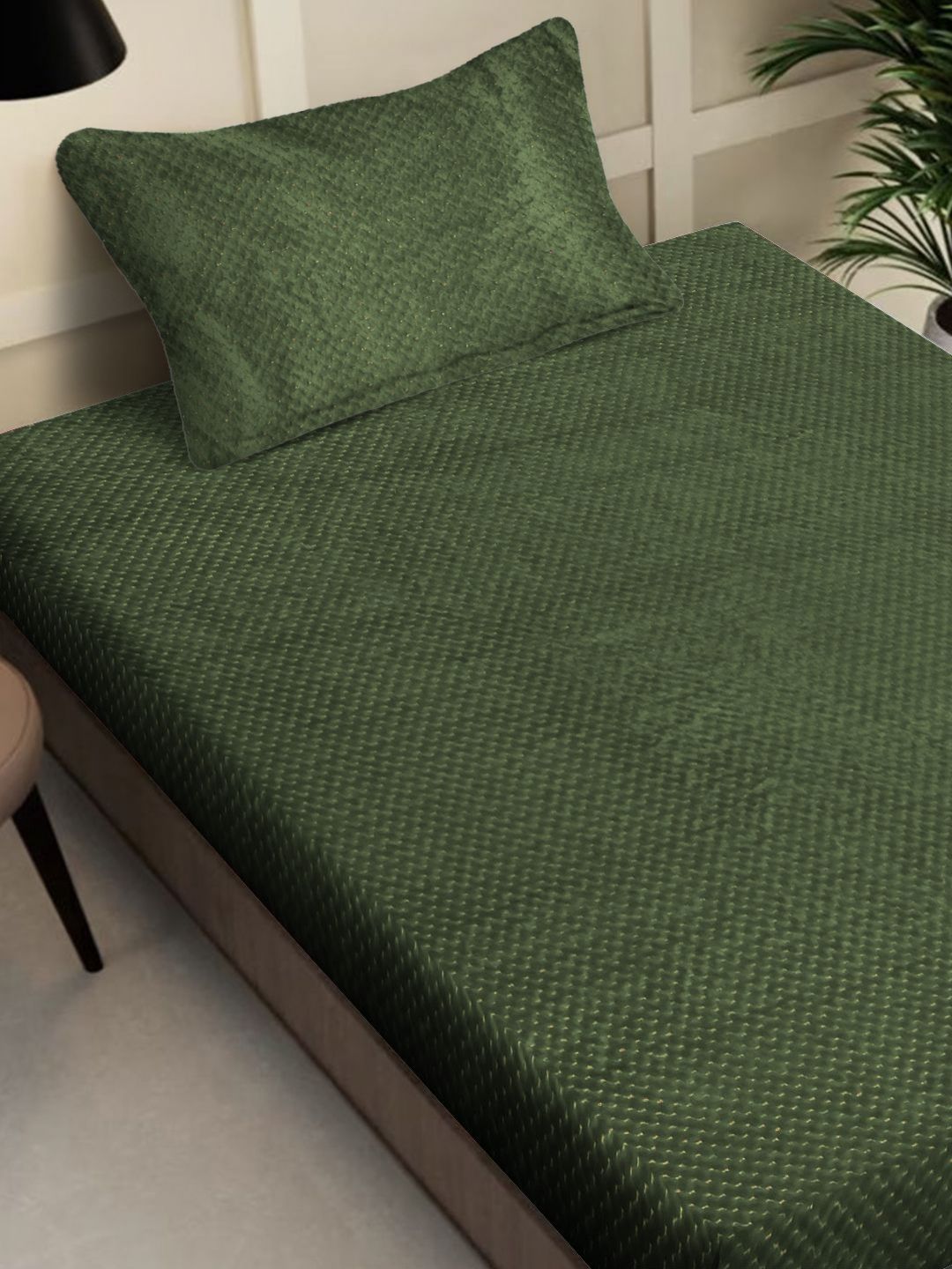 KLOTTHE Green Abstract 300TC Woolen Single Fitted Bedsheet & 1 Pillow Cover