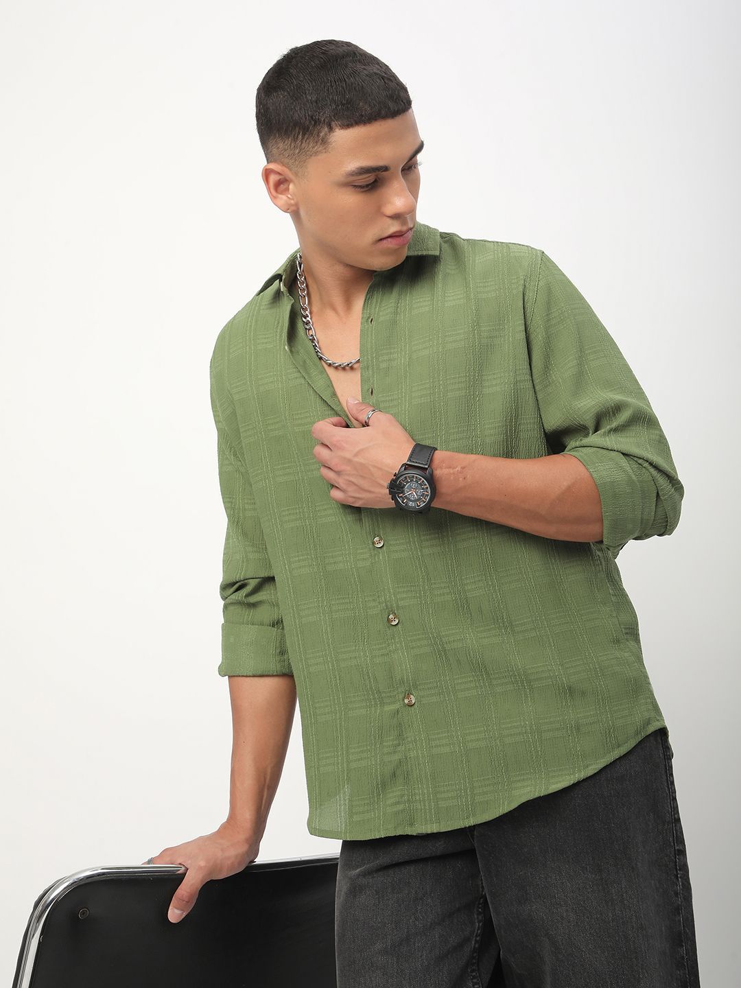 VASTRADO Men Classic Spread Collar Textured Slim Fit Casual Shirt