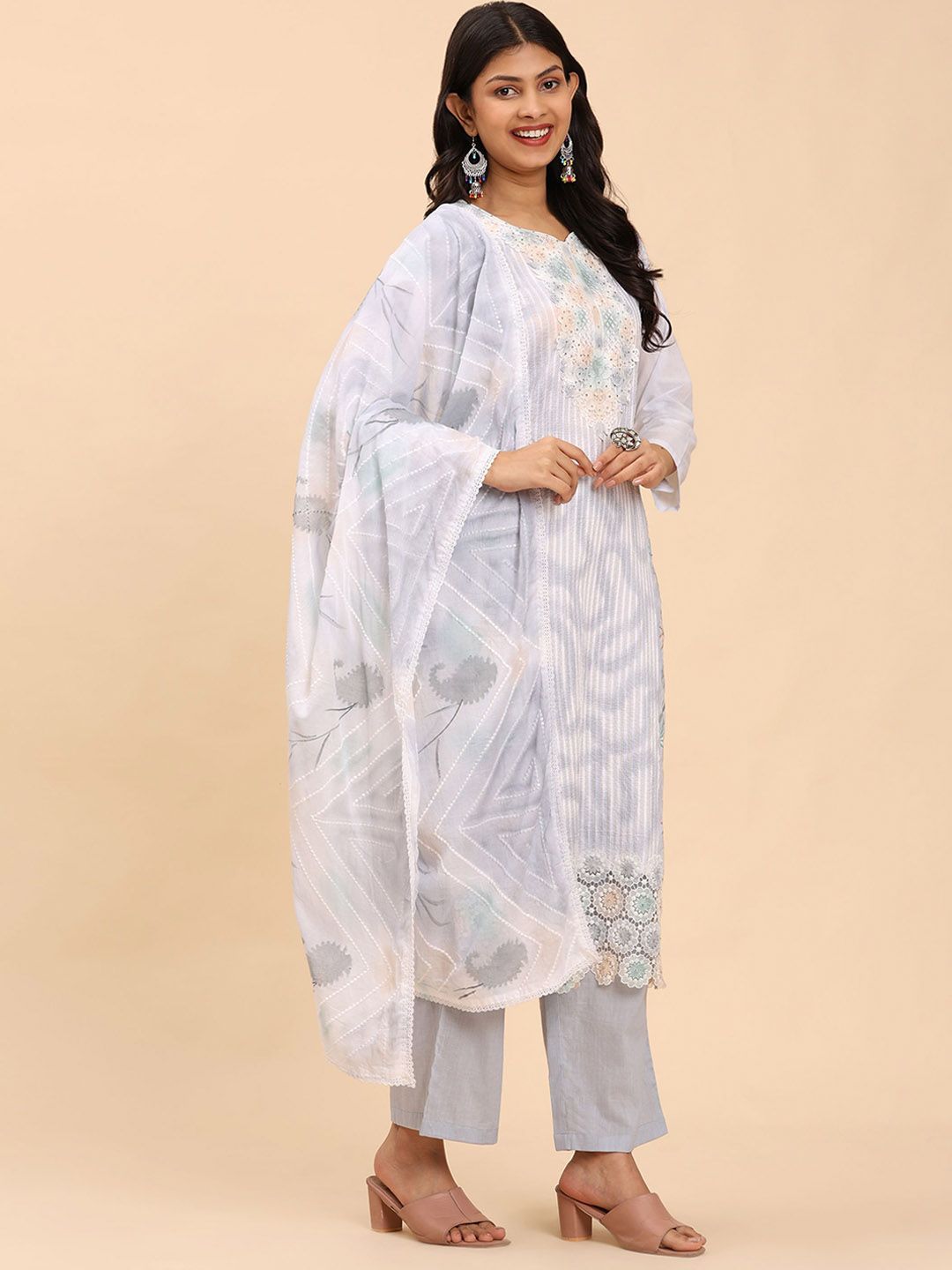 Mamicha Women Floral Printed Regular Pure Cotton Kurta with Palazzos & With Dupatta