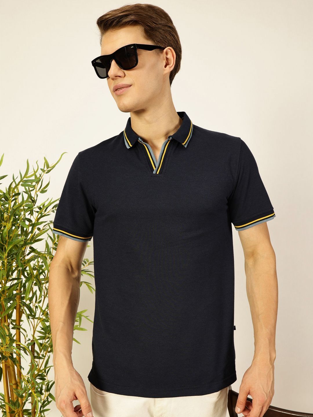 Thomas Scott Men Solid Polo Collar T-shirt