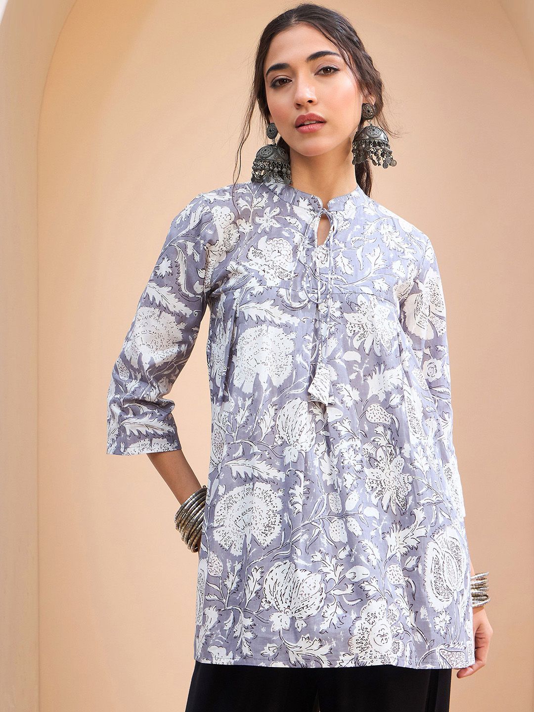 Shae by SASSAFRAS Floral Printed Pure Cotton Kurti