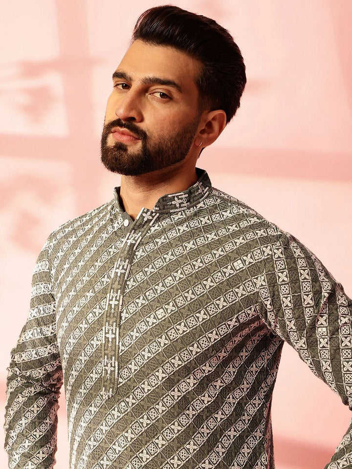 Anouk Men Embroidered Regular Sequinned Pure Cotton Kurta with Pyjamas