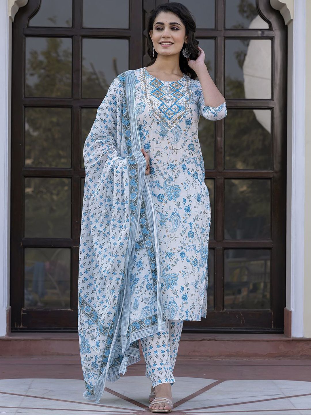 Kalini Paisley Bercetak Cermin Kerja Lurus Kurta Kapas Murni Dengan Seluar & Dupatta