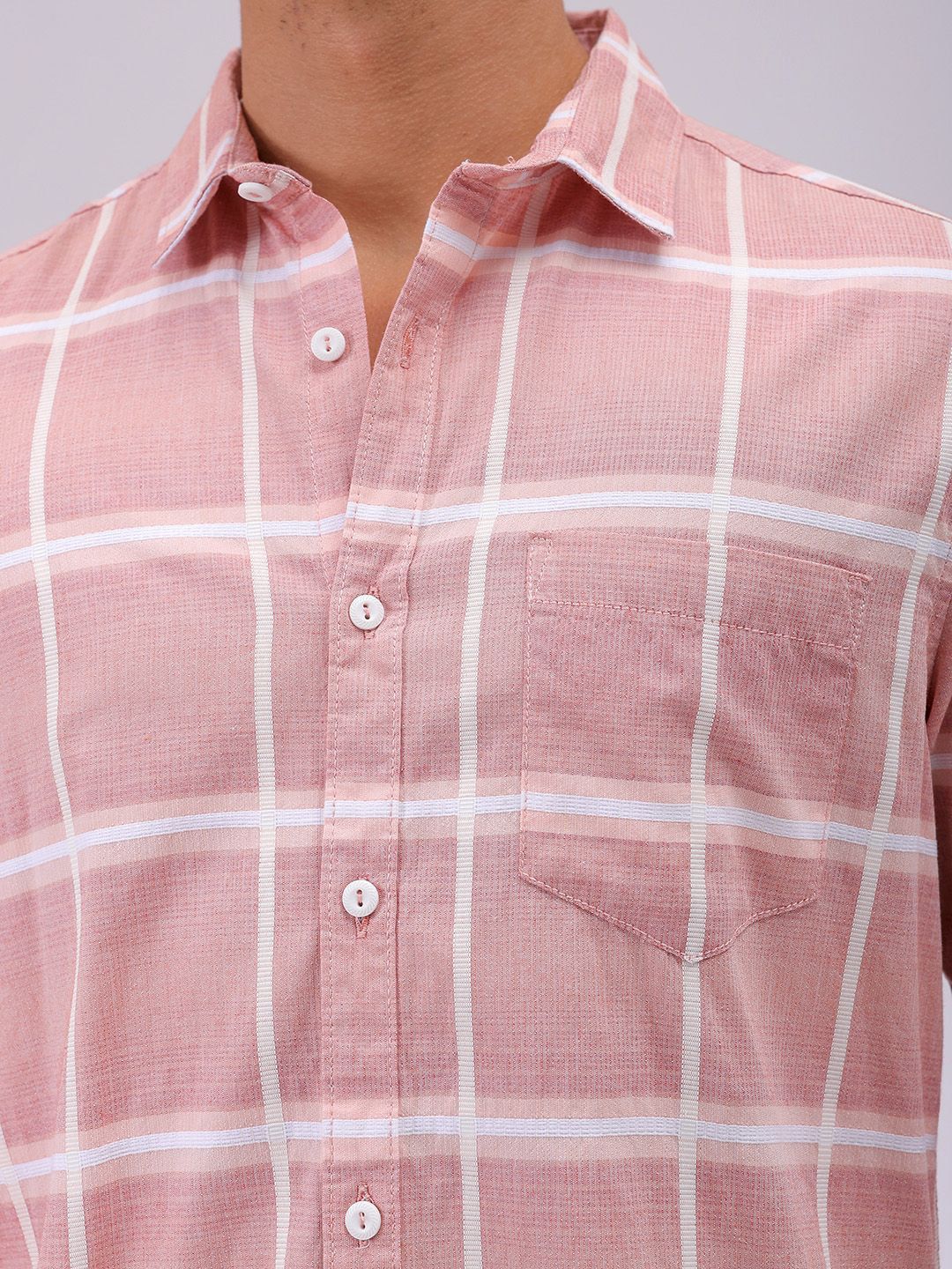 The Indian Garage Co Men Cutaway Collar Checked Cotton Slim Fit Casual Shirt