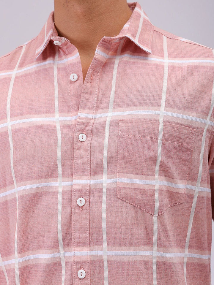 The Indian Garage Co Men Cutaway Collar Checked Cotton Slim Fit Casual Shirt