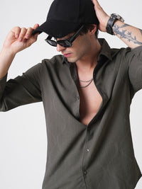 VASTRADO Men Classic Spread Collar Textured Solid Slim Fit Casual Shirt