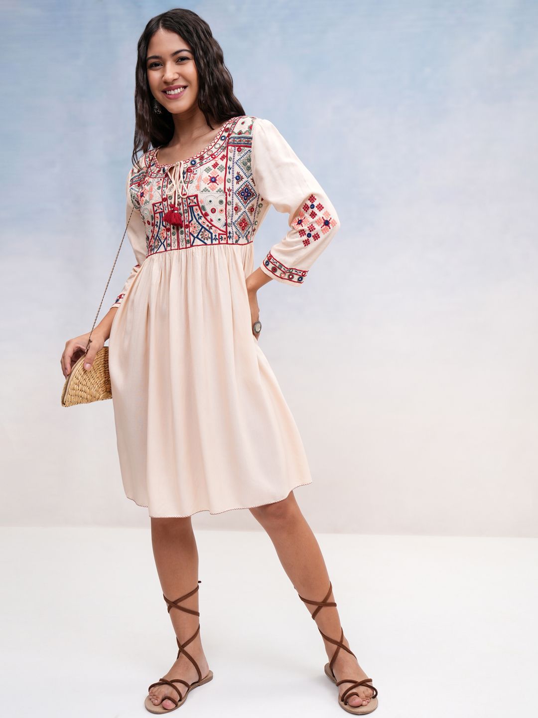 Vishudh Women A-Line Mini Dress