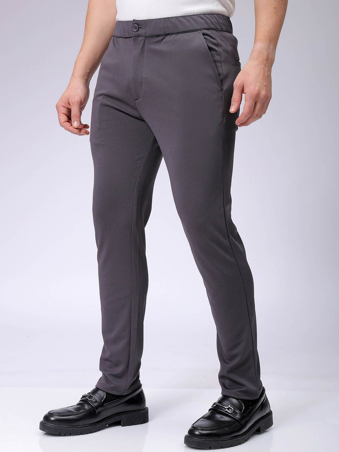 The Indian Garage Co. X Luxe Men Textured Slim Fit Mid-Rise Trousers
