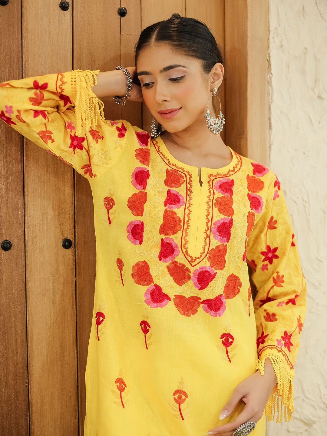 HOUSE OF KARI Falak Kashmiri Embroidered Flared Sleeves Thread Work Cotton Straight Kurta