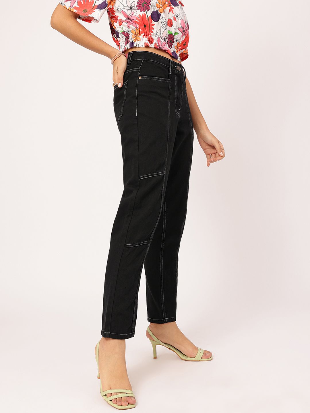 DressBerry Women Knit Revolution Regular Fit Jeans