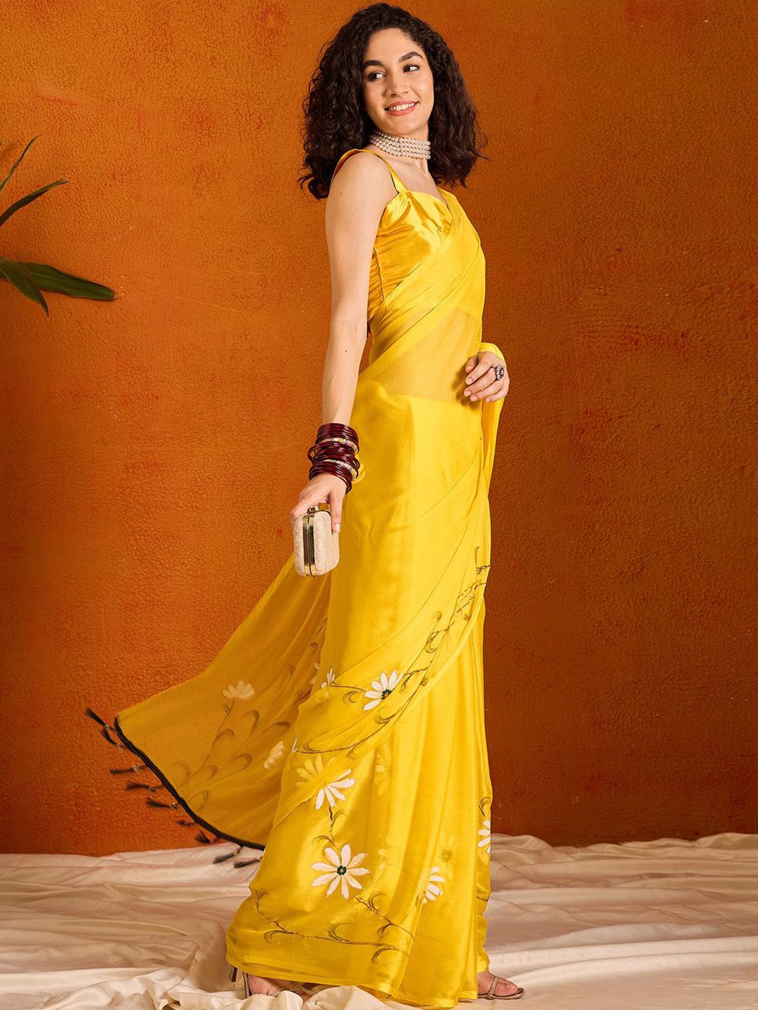 Saree mall Floral Poly Chiffon Sarees