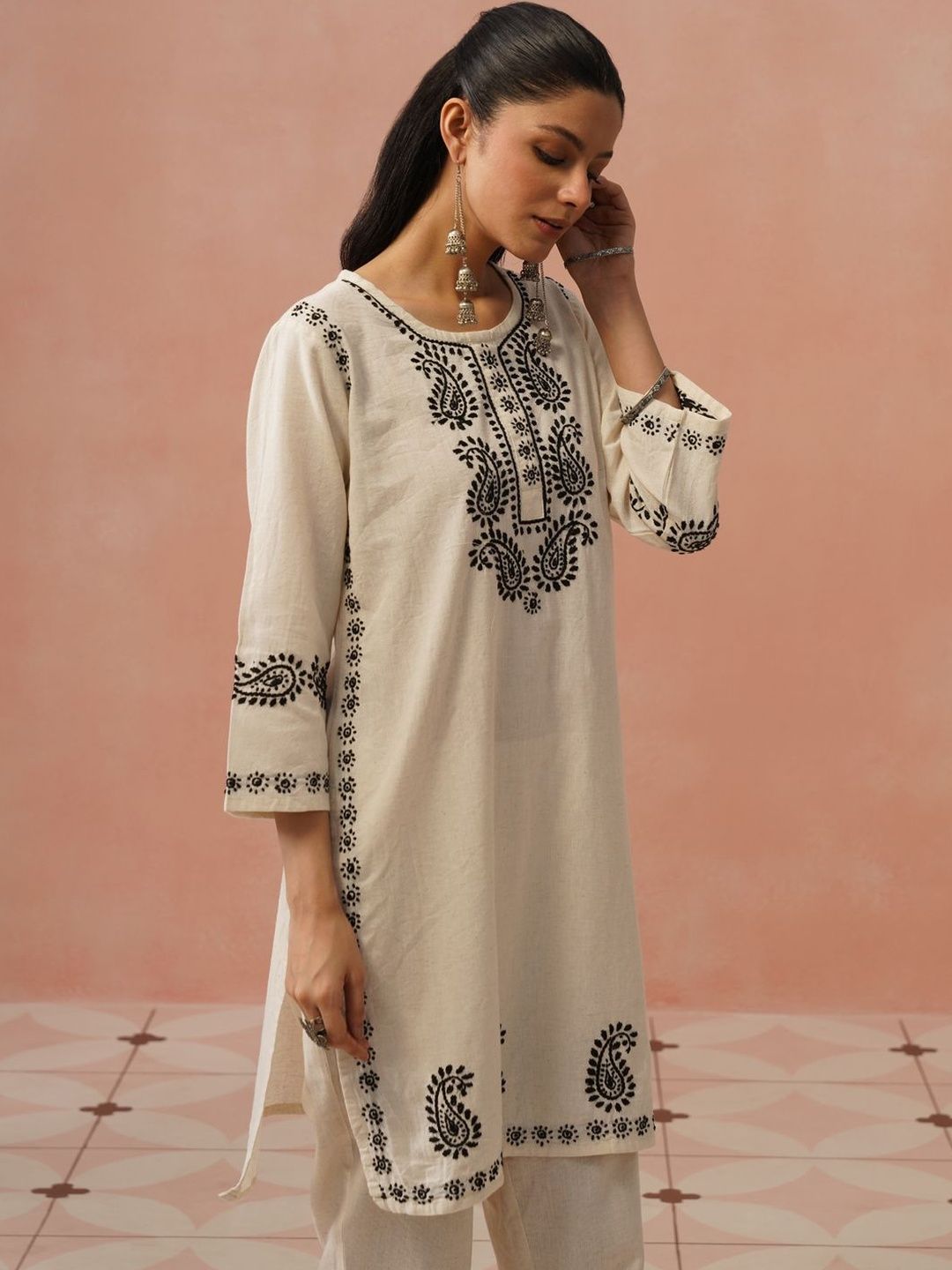 House of Chikankari Women Paisley Printed Kurta