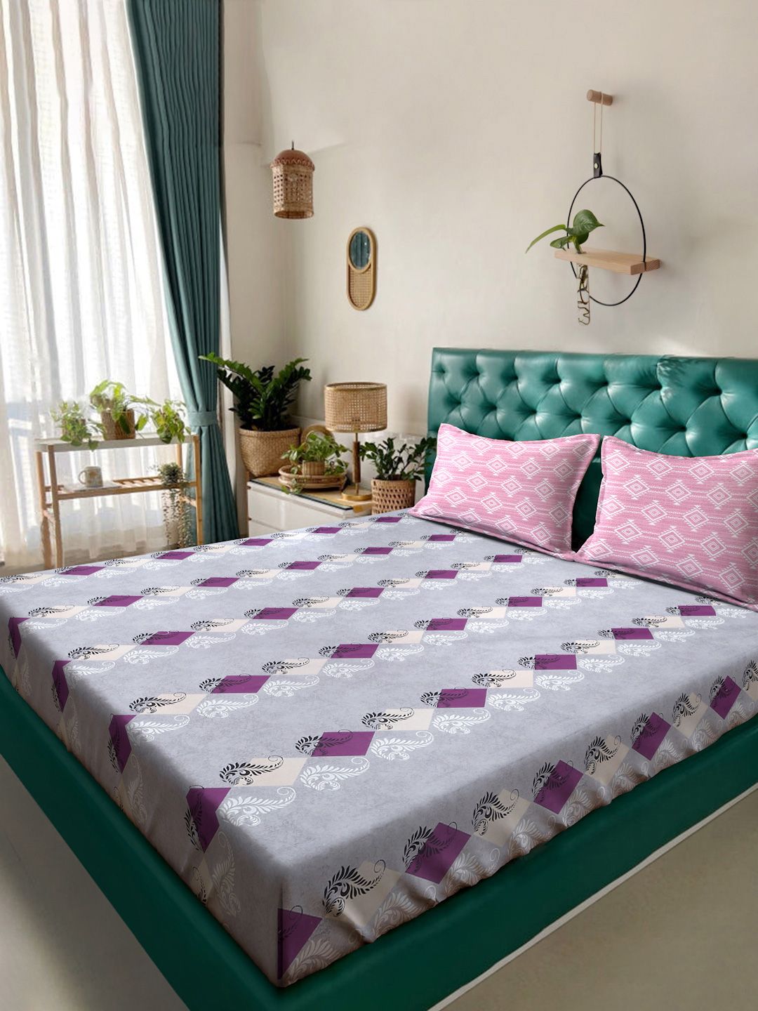 Myntra Elegant Homes Purple & White Printed Set Cadar King 400 Cotton TC Bercetak