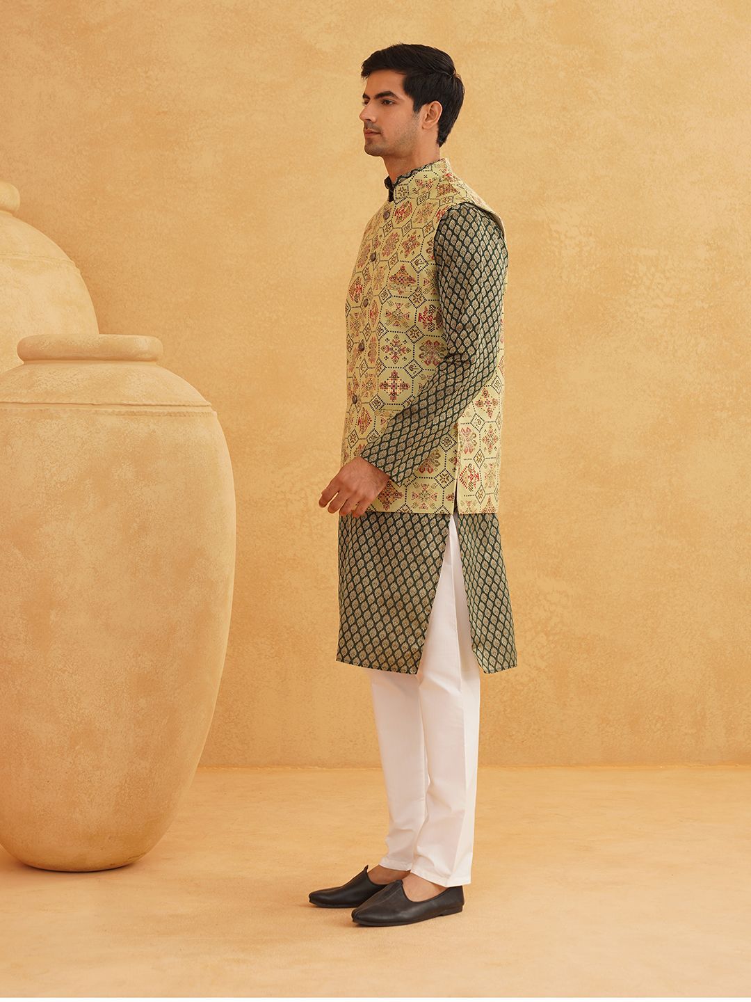 SOJANYA Ethnic Motifs Printed Mandarin Collar Kurta With Churidar And Nehru Jacket