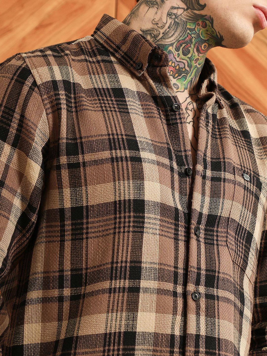 Campus Sutra Men Comfort Fit Checked Button-Down Collar Cotton Casual Shirt