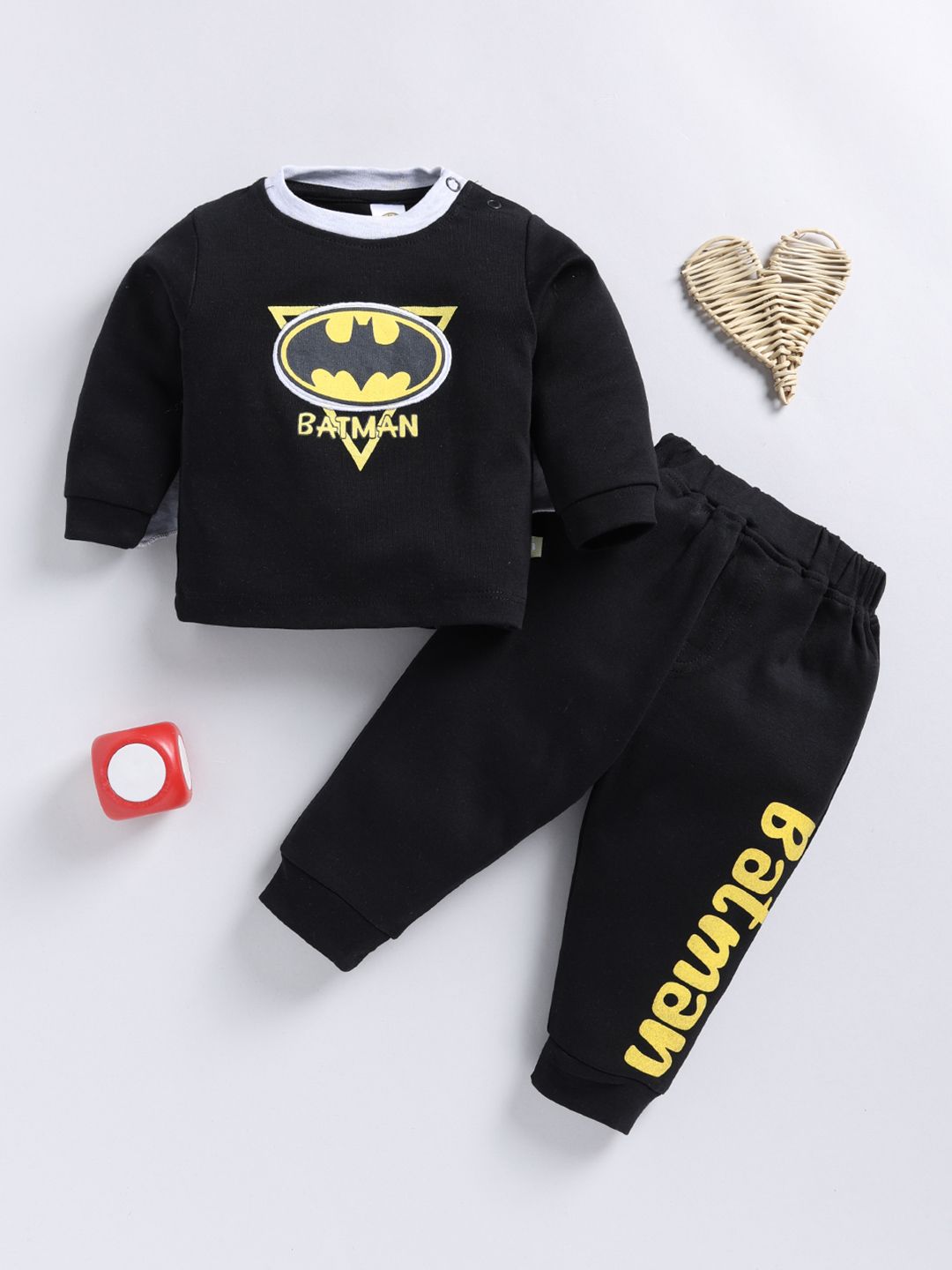Moms Love Infant Boys Printed Pure Cotton Batman Clothing Set
