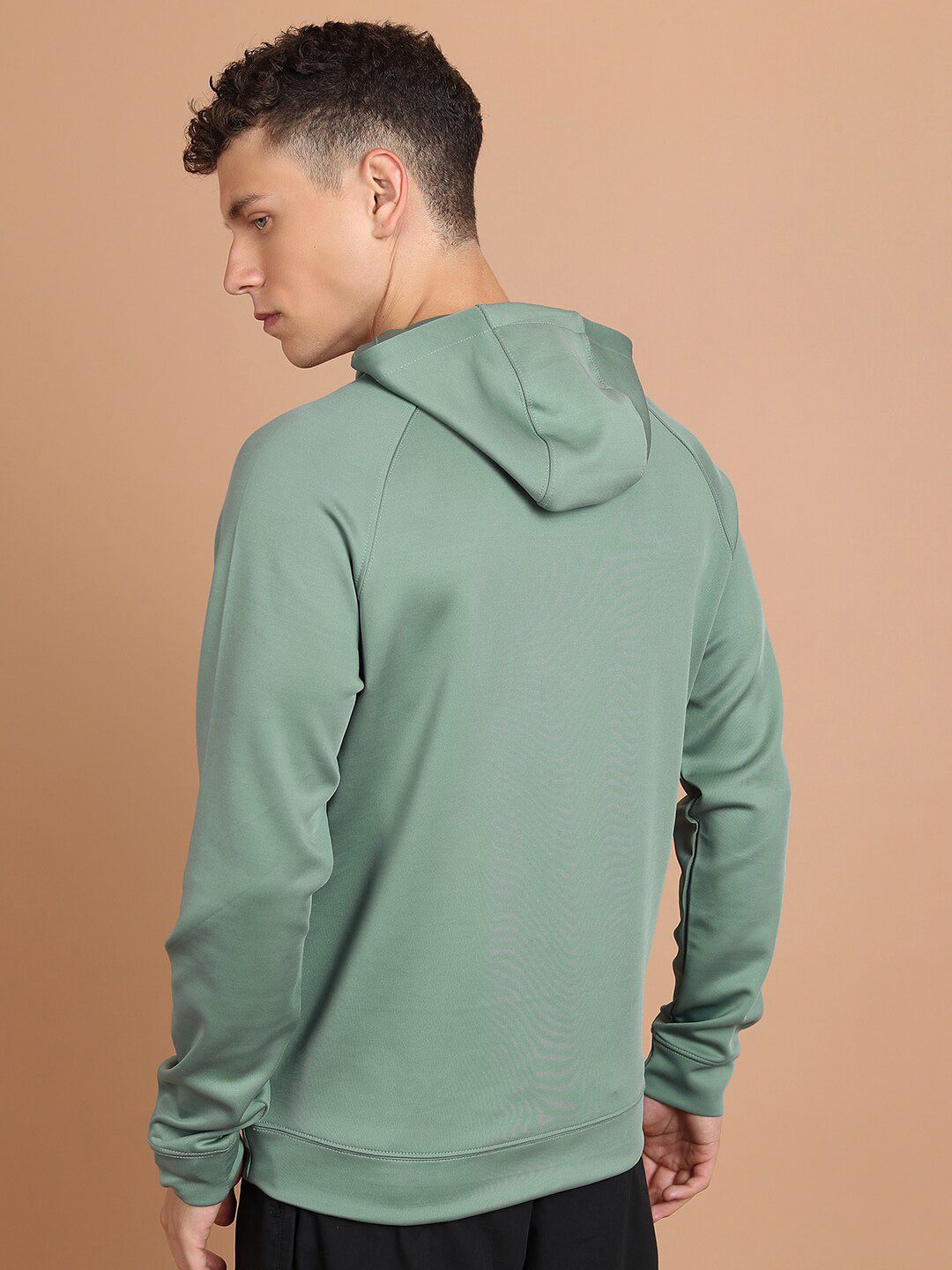 HIGHLANDER Hooded Pullover Sweatshirt