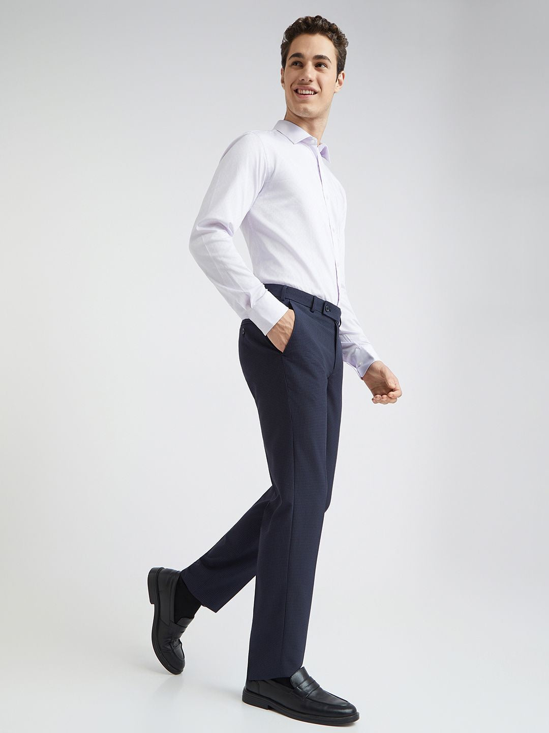Park Avenue Men Checked Formal Trousers