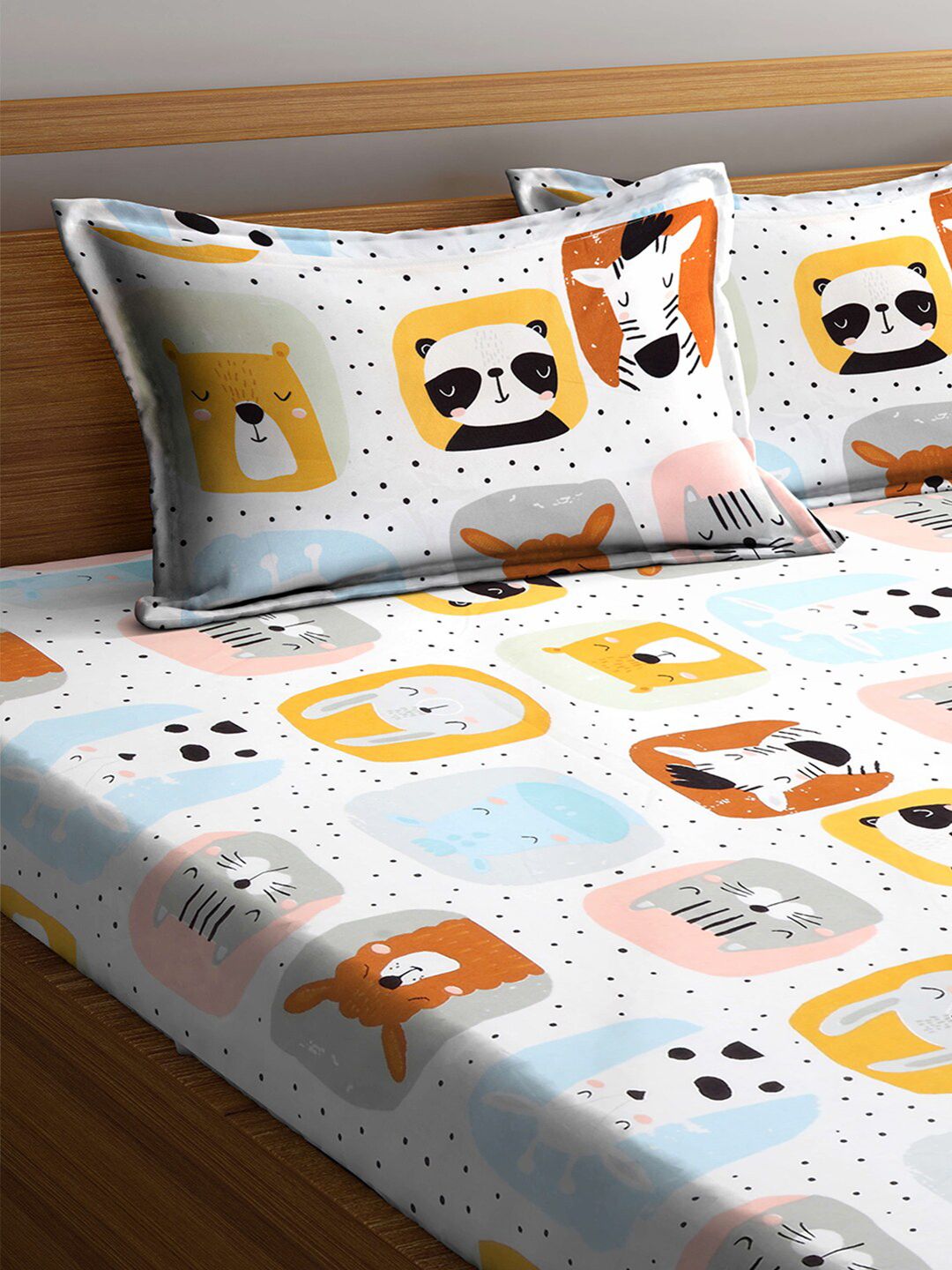 KLOTTHE Conversational 300 TC King Dipasang Cadar dengan 2 Sarung Bantal