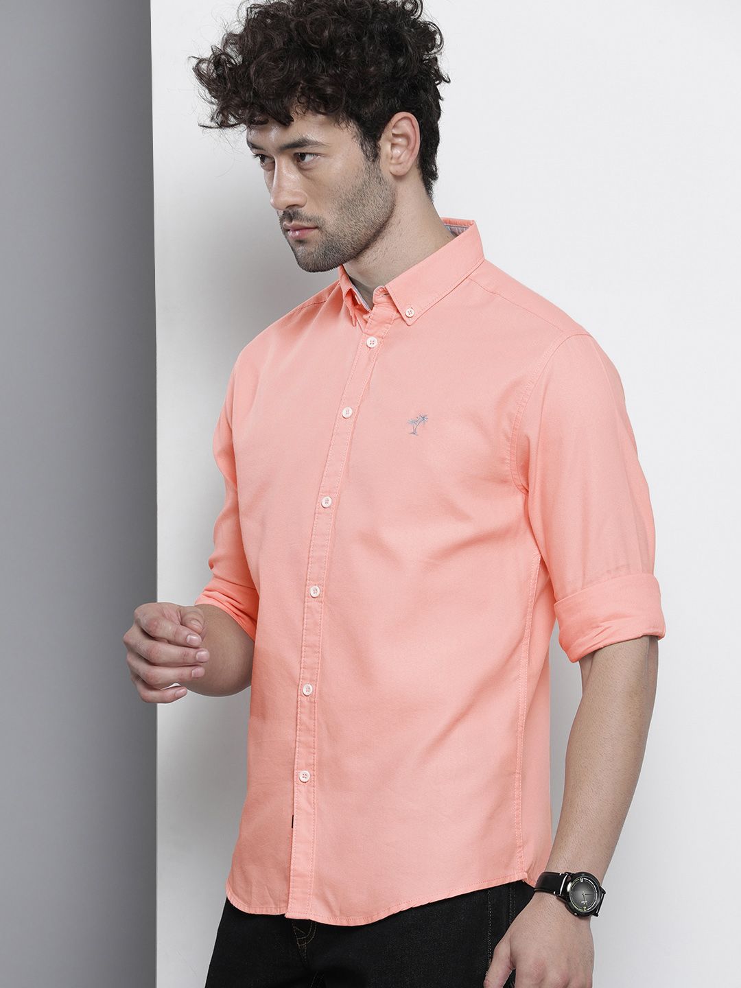 The Indian Garage Co Men Peach-Coloured Slim Fit Opaque Cotton Casual Shirt