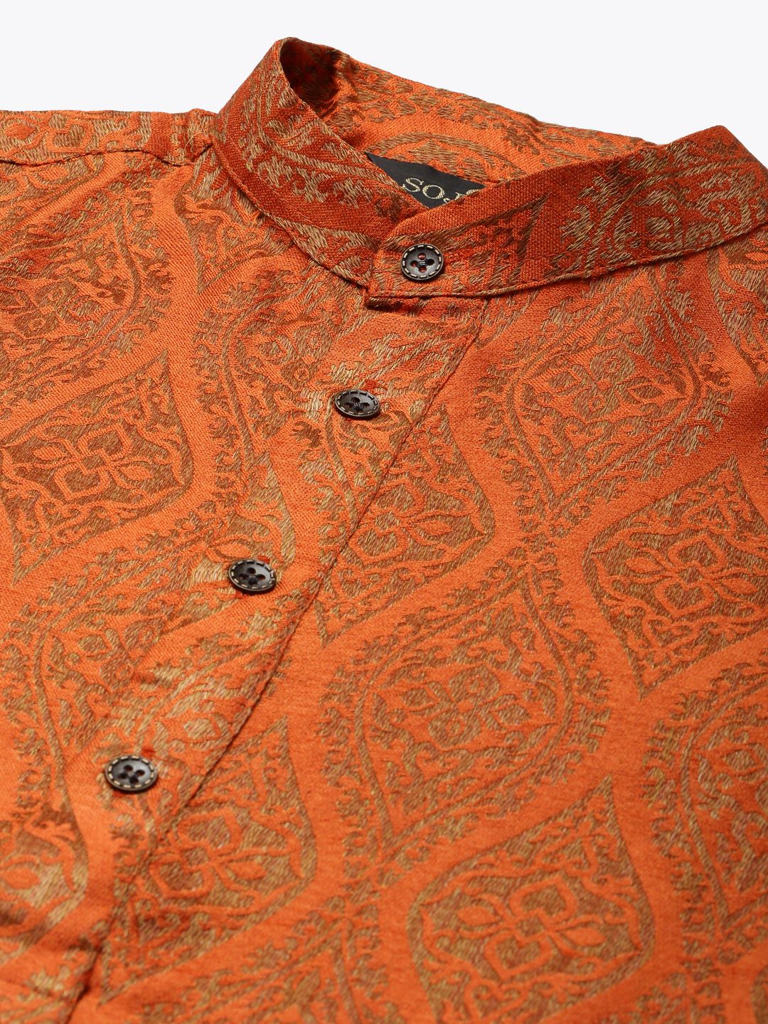 Sojanya Motif Etnik Orange Kurta dengan Piyama & Nehru Jacket