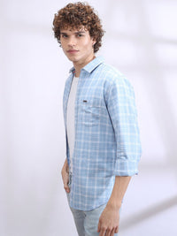 The Indian Garage Co Men Blue & White Slim Fit Checked Casual Shirt