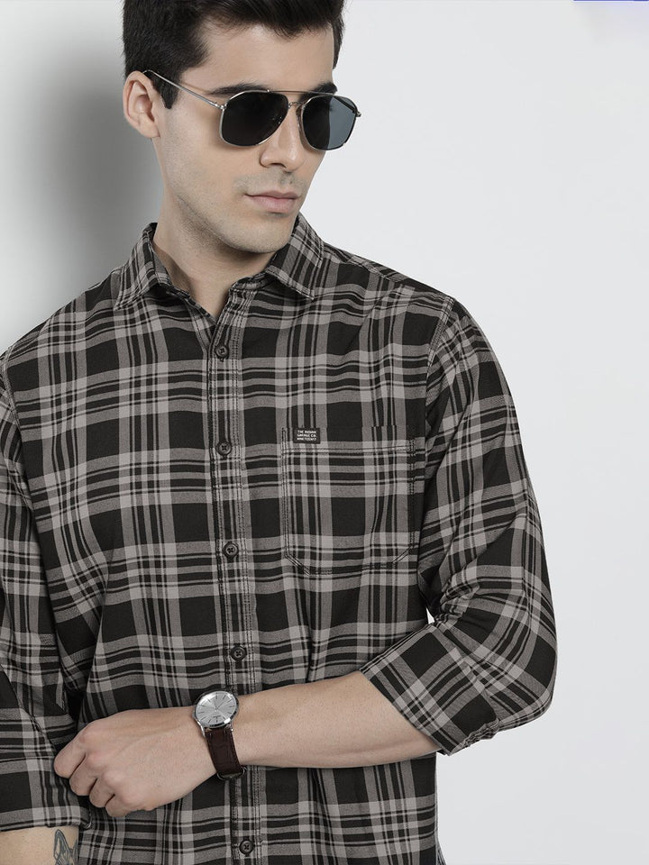 The Indian Garage Co Men Black Classic Checked Casual Shirt