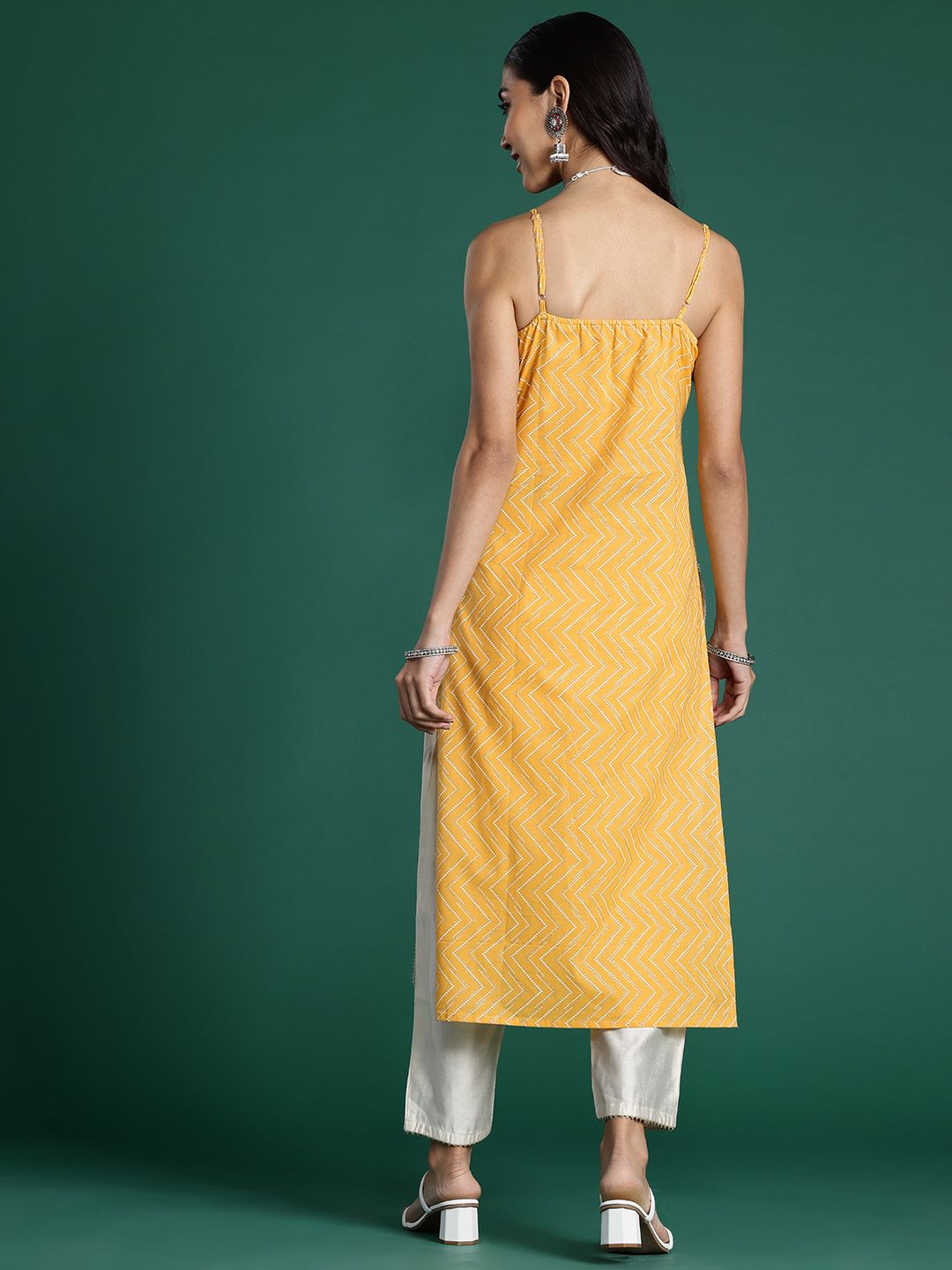 Indo Era Chevron Printed Gotta Patti Pure Cotton Kurta