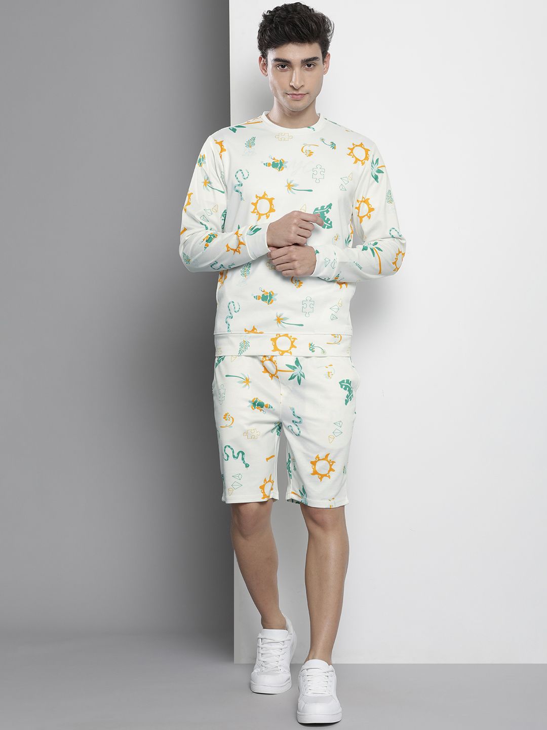 The Indian Garage Co Men Off-White Printed Sweatshirt & Shorts Set