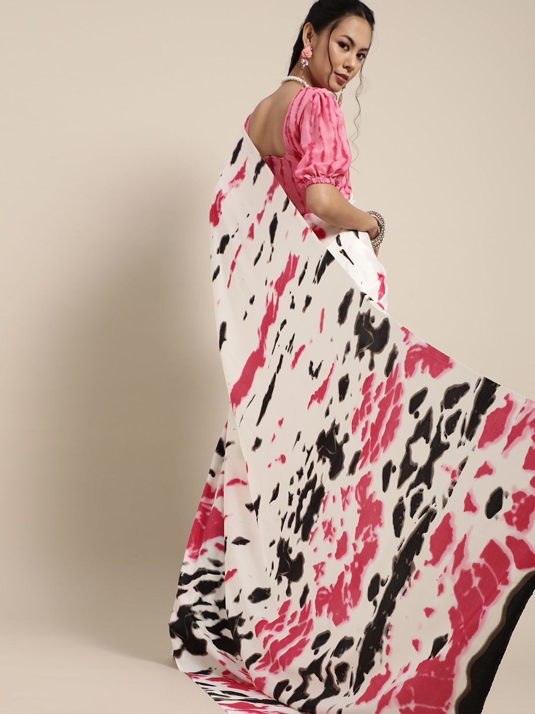 Saree mall Abstract Saree