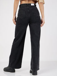 SASSAFRAS Women Straight Fit High-Rise Clean Look Jeans