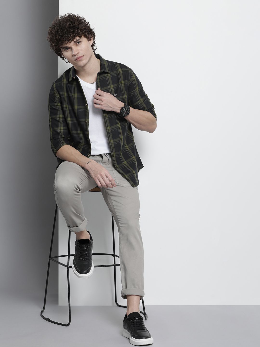 The Indian Garage Co Men Tartan Checked Casual Shirt