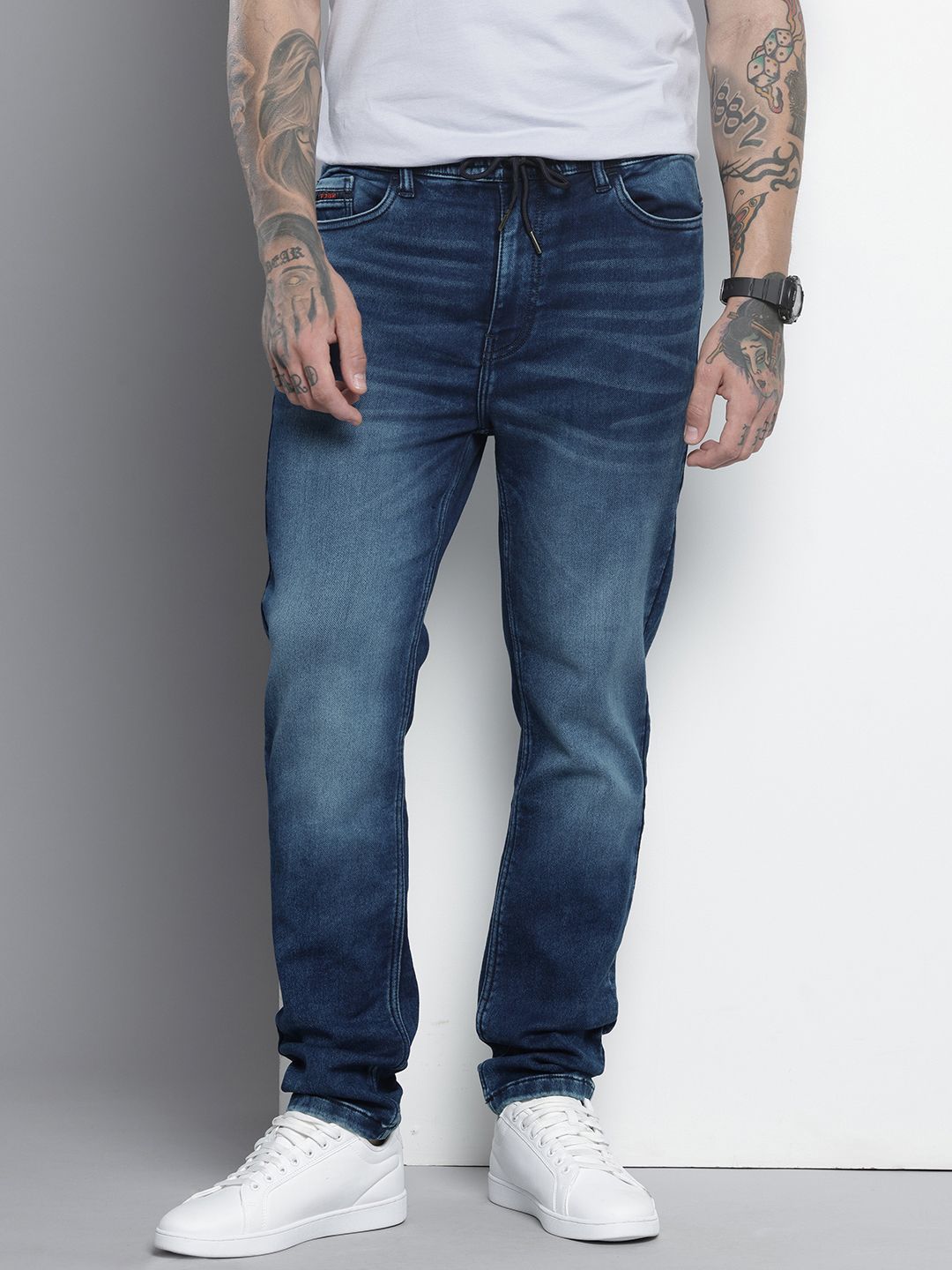 The Indian Garage Co Men Heavy Fade Stretchable Jeans