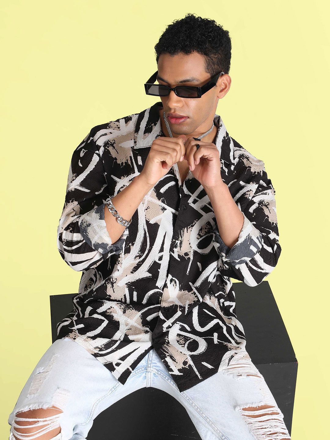 Bene Kleed Men Classic Cuban Collar Abstract Printed Oversized Casual Shirt