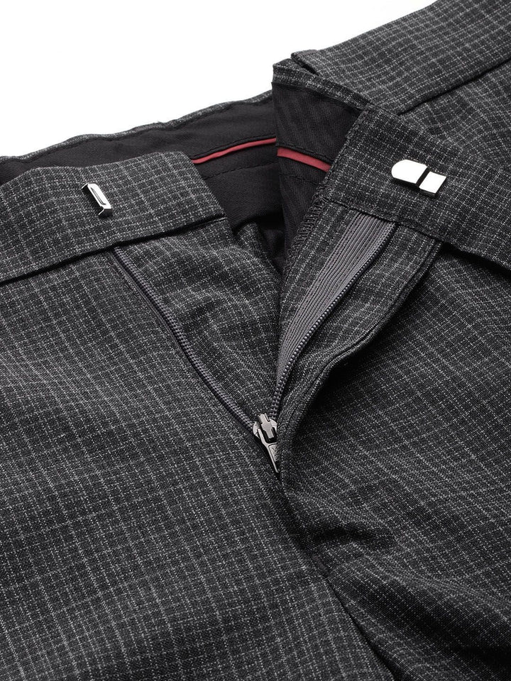Park Avenue Men Checked Formal Trousers
